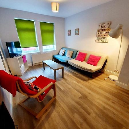 Beautiful 3 Bedroom House At The Sea Front - Amazing Location Southend-on-Sea Buitenkant foto